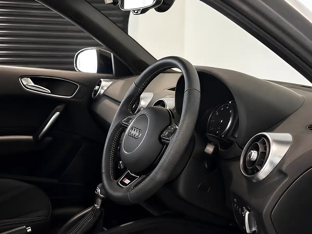 Used 2014 Audi A1 S Line Brilliant Black - Interior and Exterior details 2