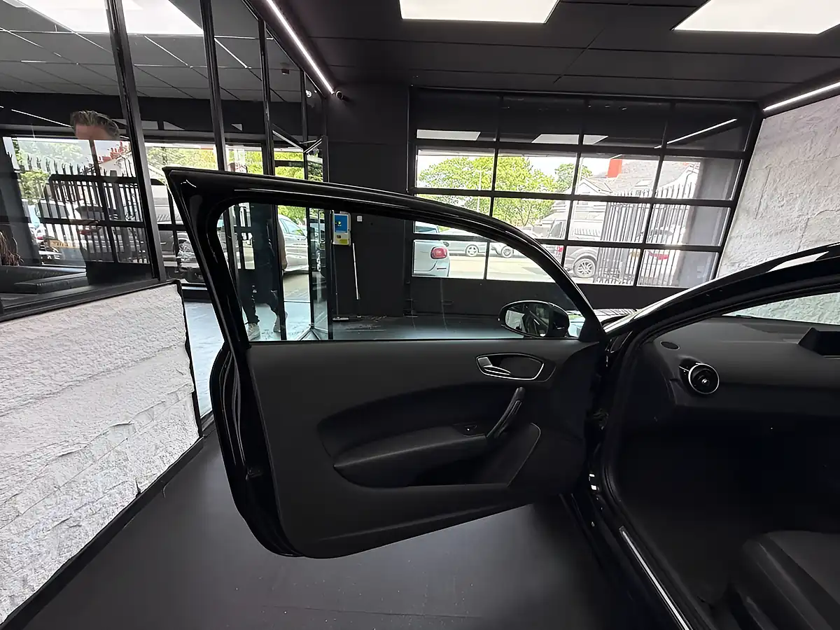 Used 2014 Audi A1 Sport Black - Interior and Exterior details 8