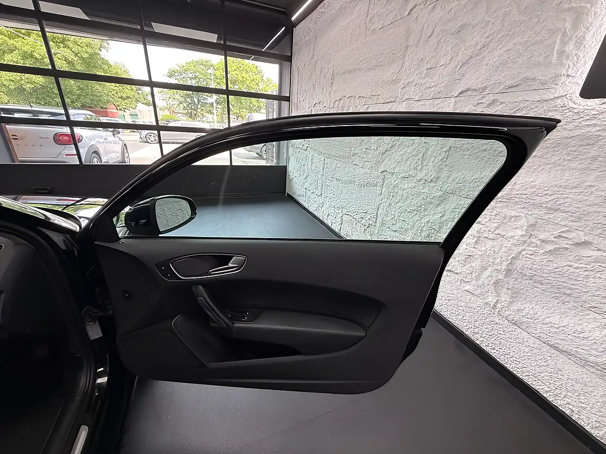 Used 2014 Audi A1 Sport Black - Interior and Exterior details 9