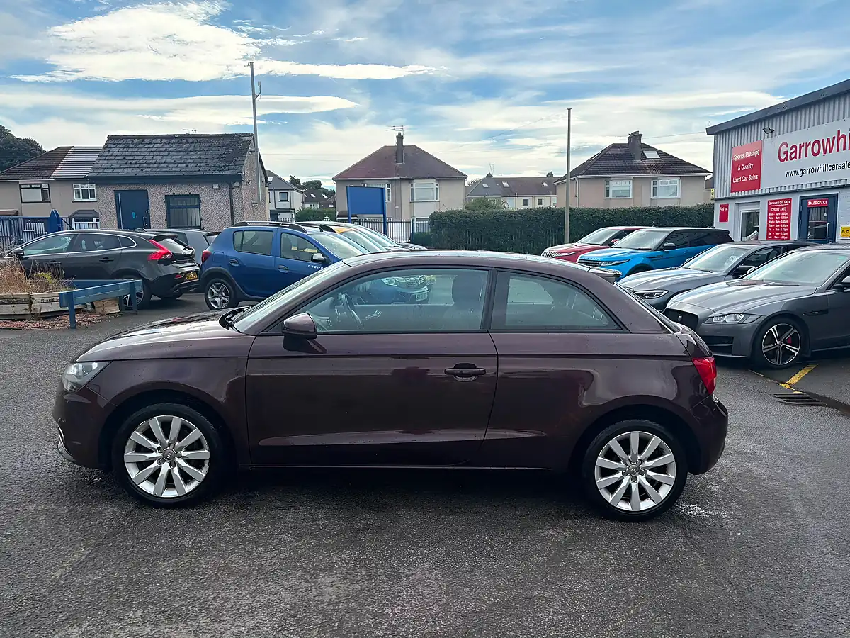 Used 2014 Audi A1 Sport Red - Interior and Exterior details 10