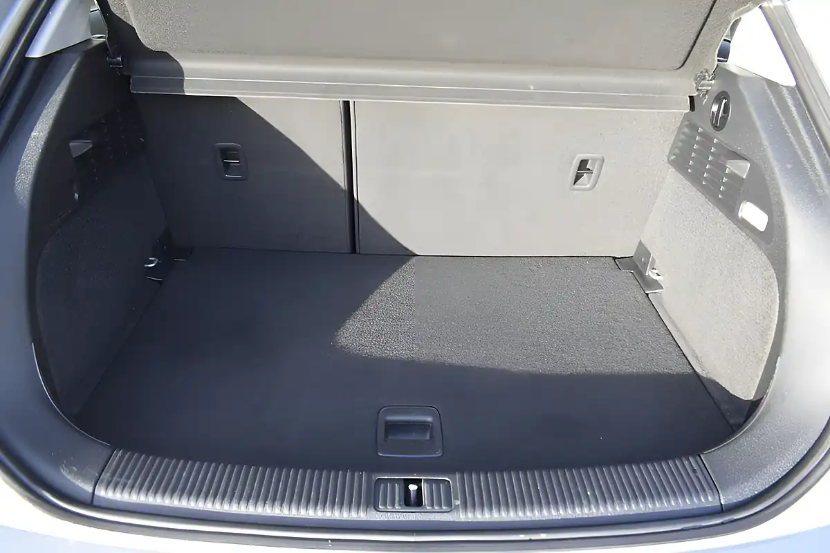 Used 2014 Audi A1 Sport Silver - Interior and Exterior details 19