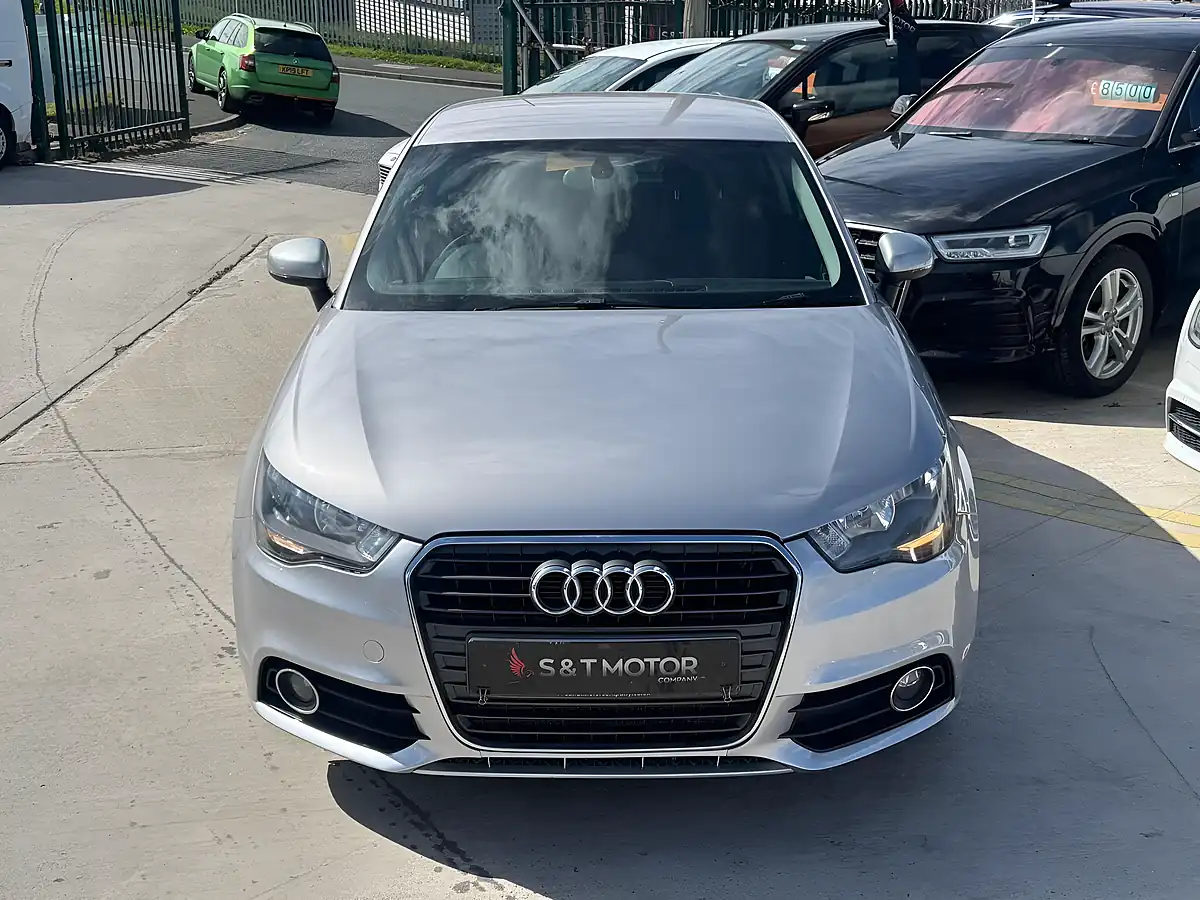 Used 2014 Audi A1 Sport Silver - Interior and Exterior details 3