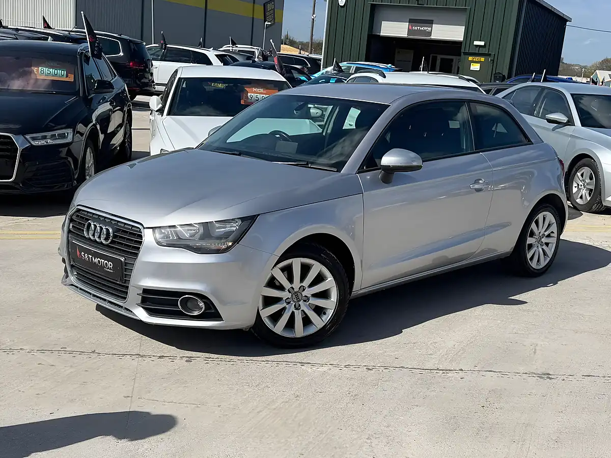 Used 2014 Audi A1 Sport Silver - Interior and Exterior details 6