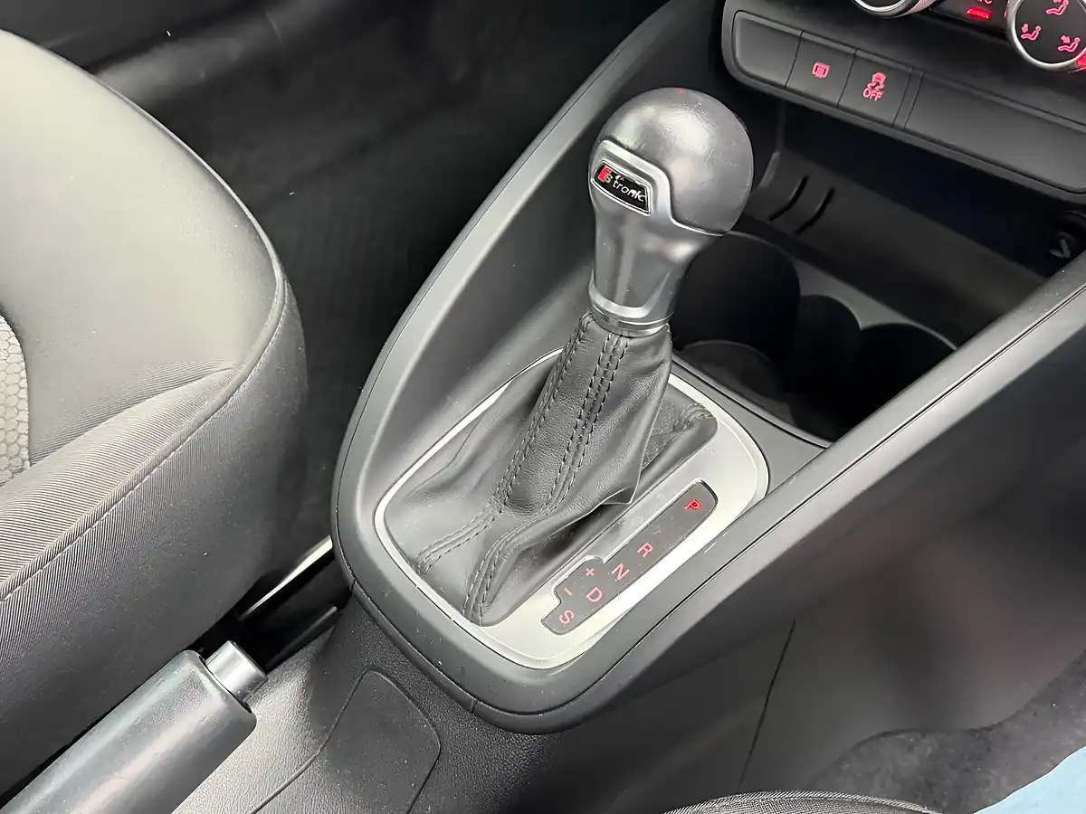 Used 2014 Audi A1 Sport Sportback Purple - Interior and Exterior details 14