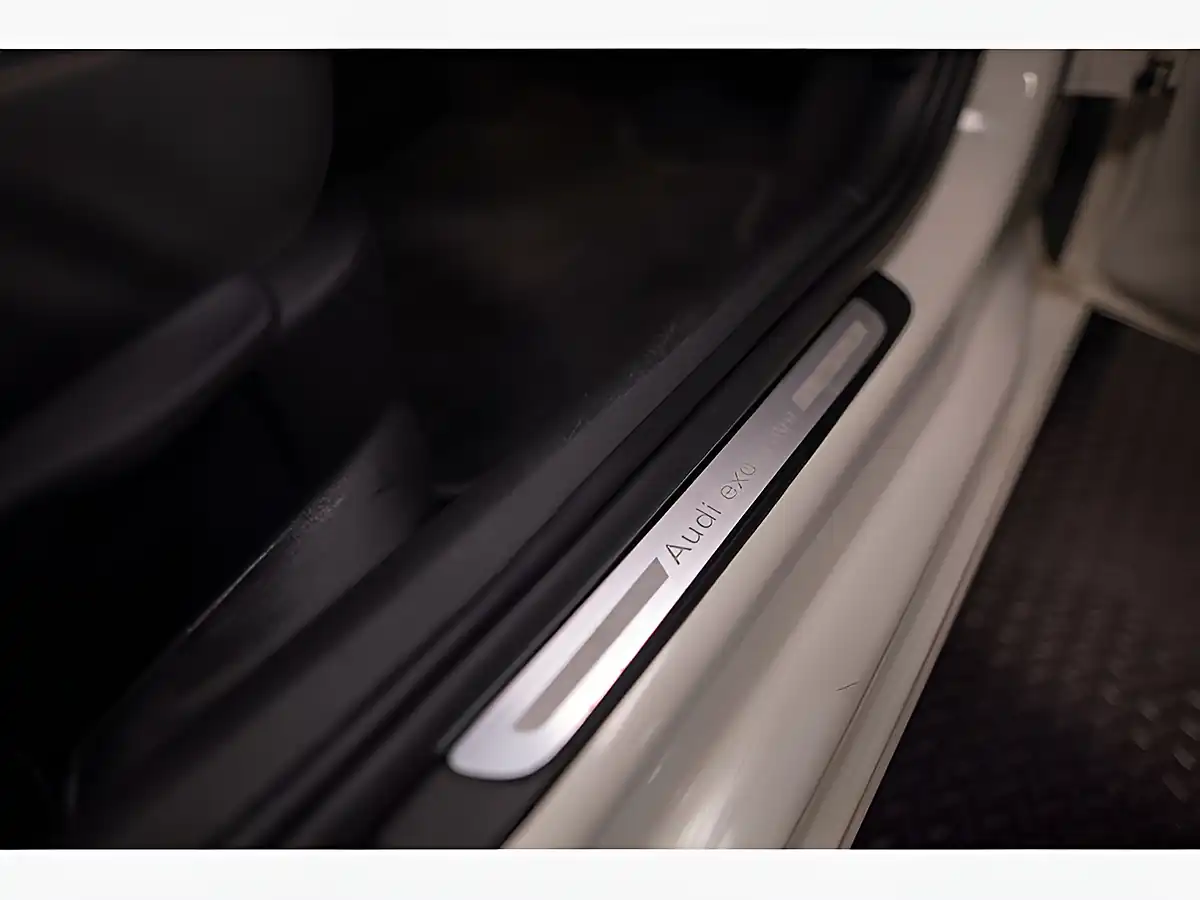 Used 2014 Audi A1 Sport White - Interior and Exterior details 12