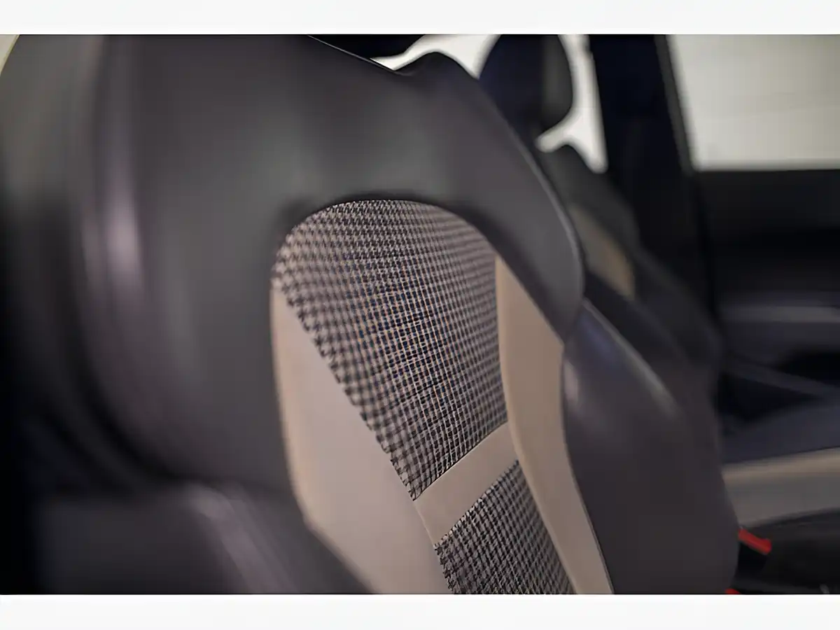 Used 2014 Audi A1 Sport White - Interior and Exterior details 13