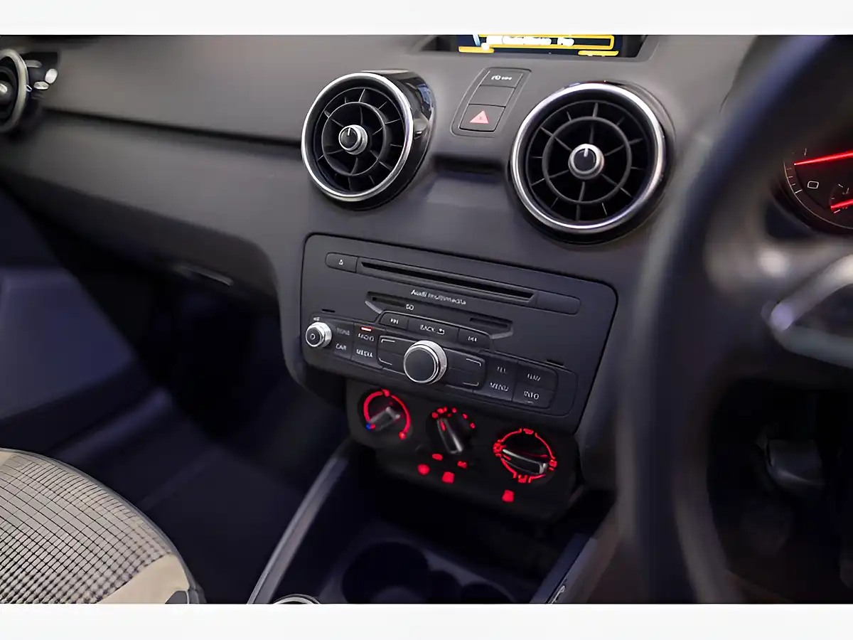 Used 2014 Audi A1 Sport White - Interior and Exterior details 17