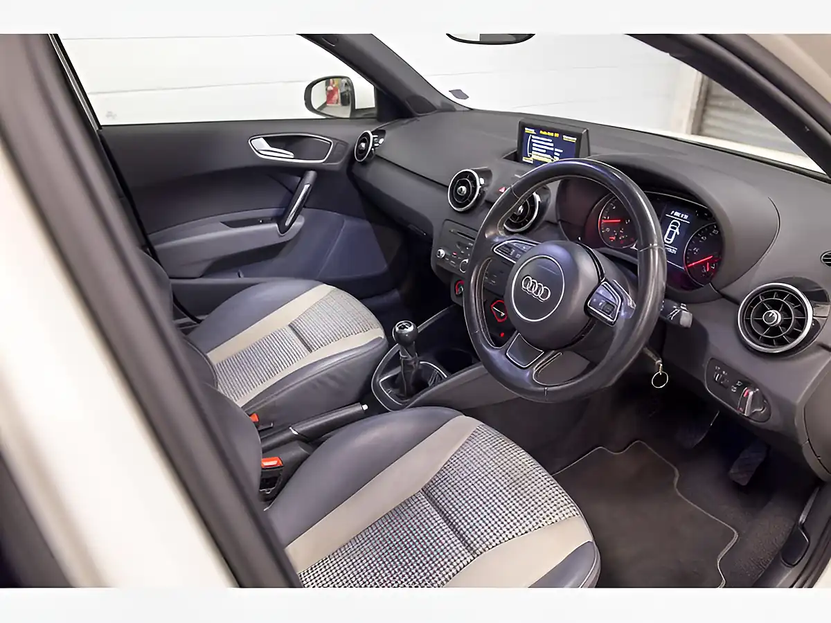 Used 2014 Audi A1 Sport White - Interior and Exterior details 8