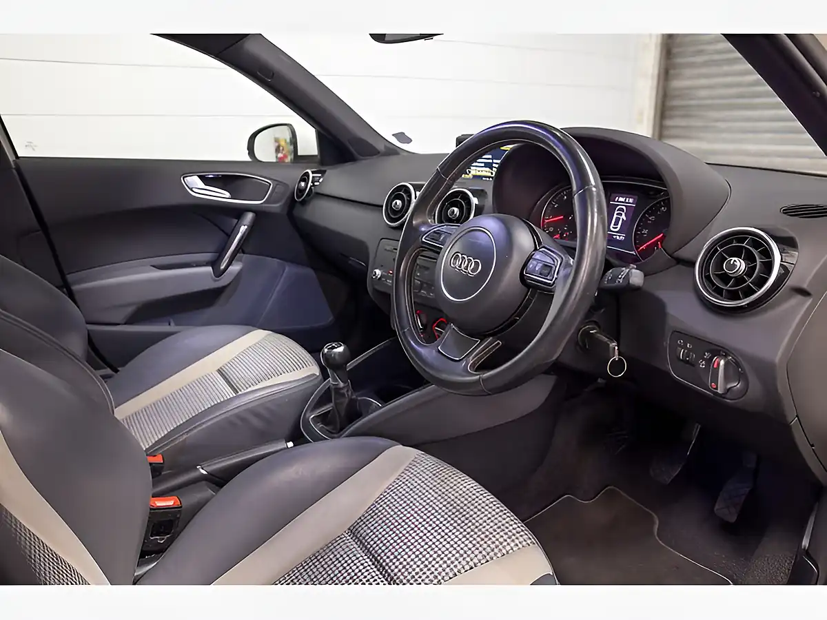 Used 2014 Audi A1 Sport White - Interior and Exterior details 9