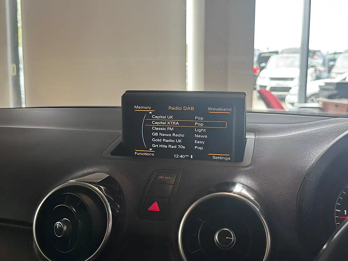 Used 2014 Audi A1 Sport White - Interior and Exterior details 17