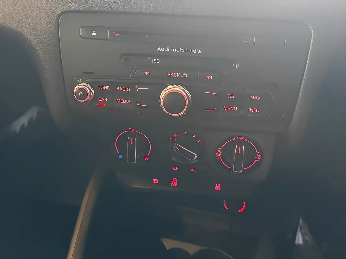 Used 2014 Audi A1 Sport White - Interior and Exterior details 18