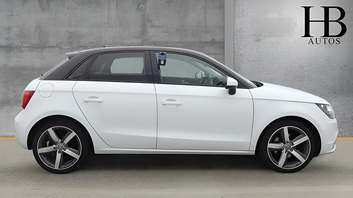 Used 2014 Audi A1 Sport White - Interior and Exterior details 6