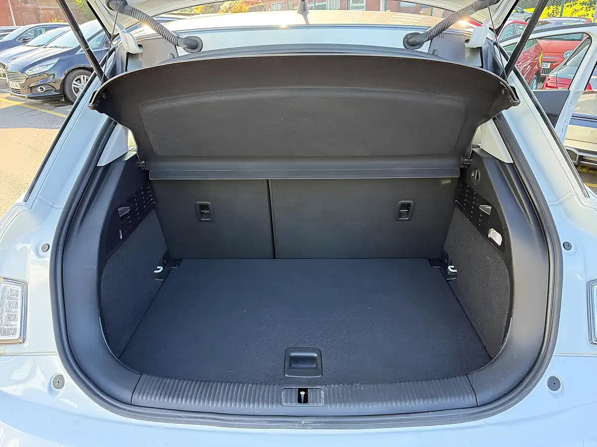 Used 2014 Audi A1 Sport White - Interior and Exterior details 18