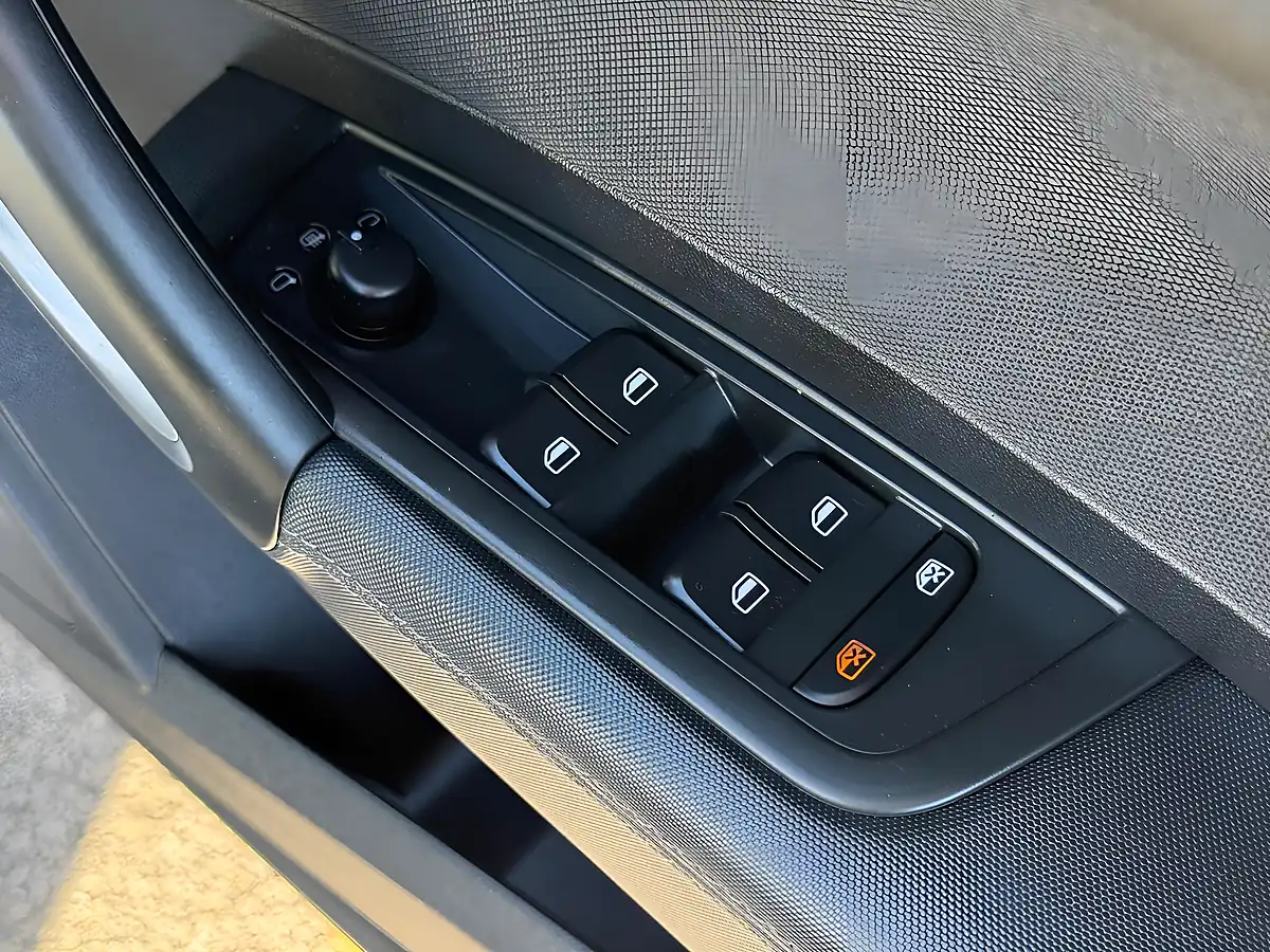 Used 2014 Audi A1 Sport White - Interior and Exterior details 20