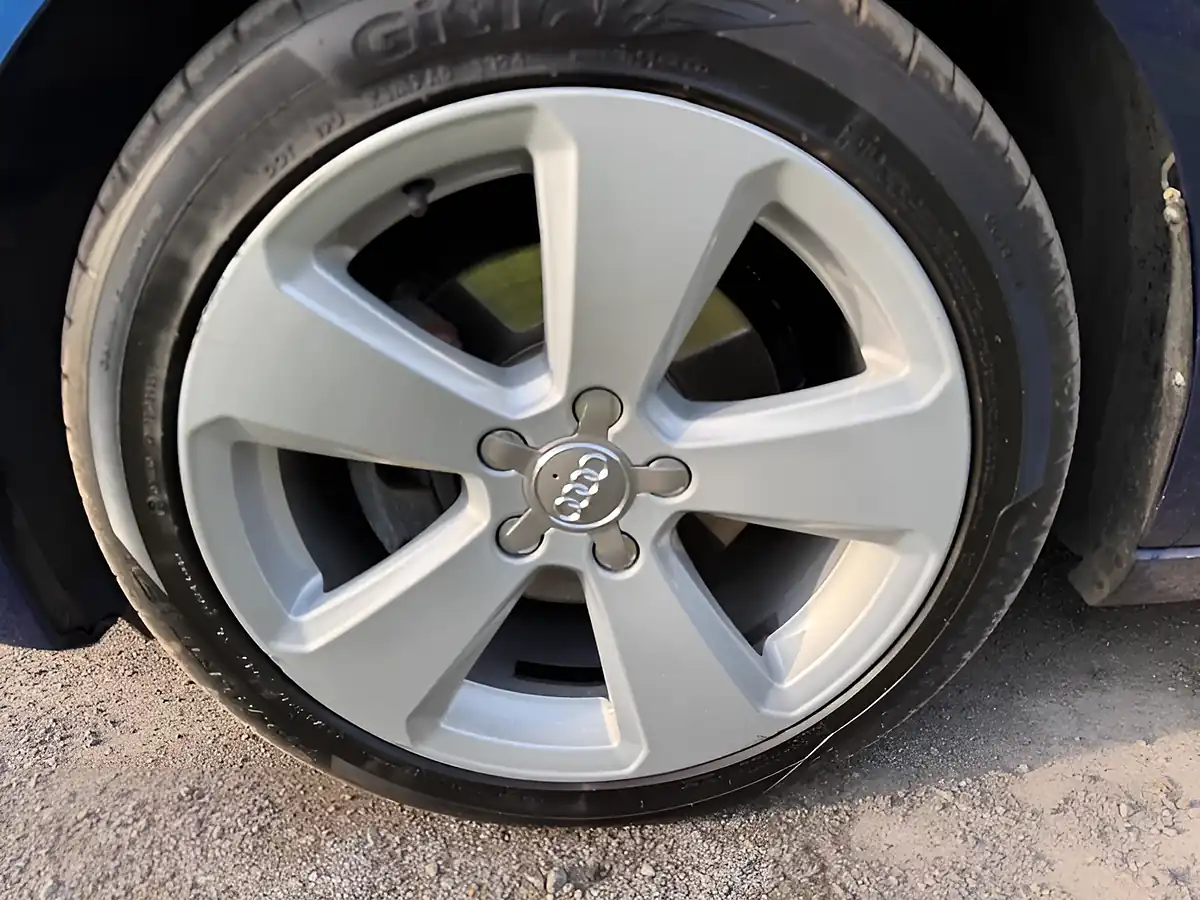 Used 2014 Audi A3 Cabriolet Sport Blue - Interior and Exterior details 10