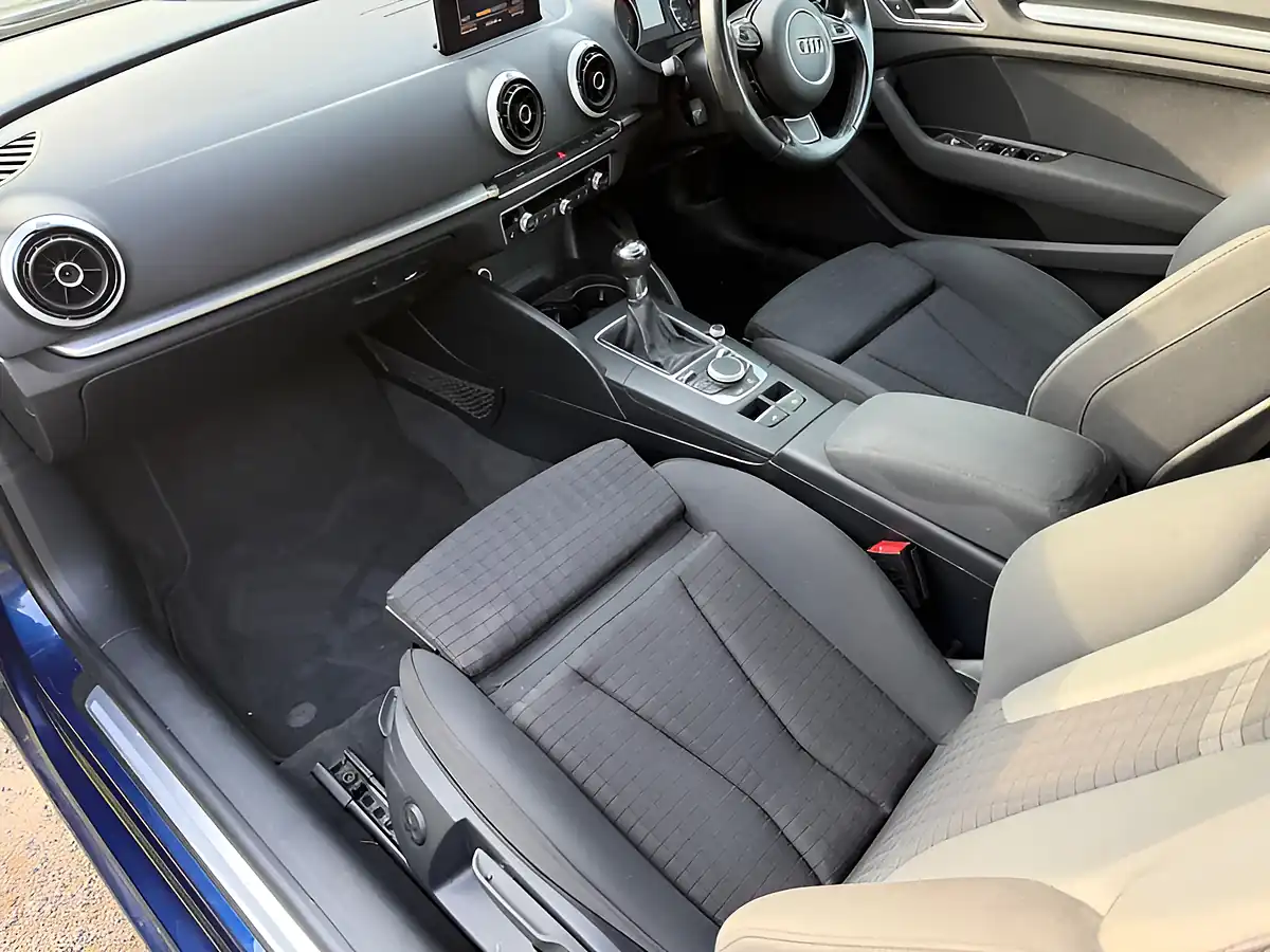 Used 2014 Audi A3 Cabriolet Sport Blue - Interior and Exterior details 15