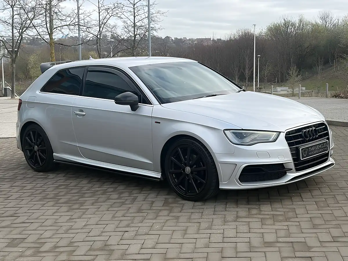 Used 2014 Audi A3 S Line Silver - Interior and Exterior details 3