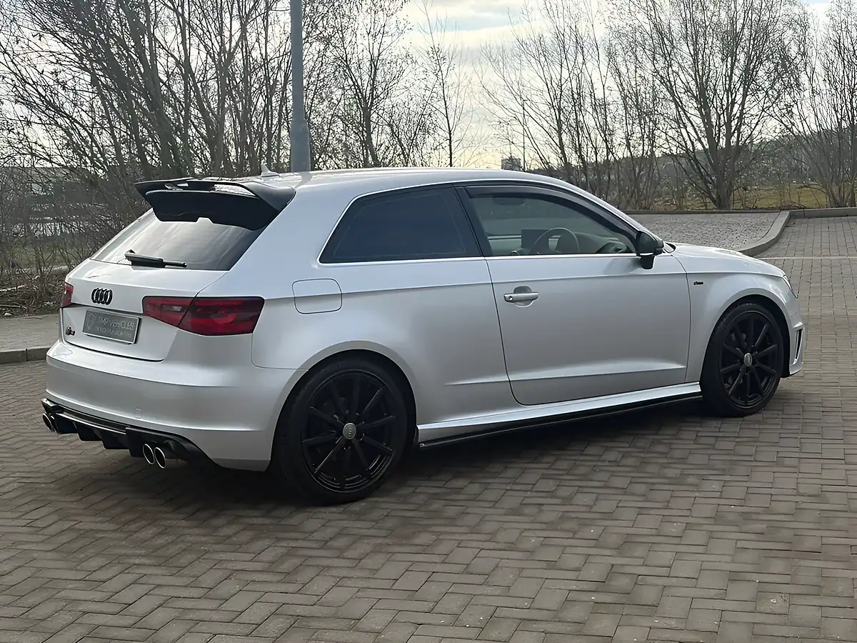 Used 2014 Audi A3 S Line Silver - Interior and Exterior details 4