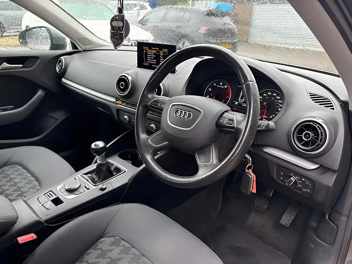 Used 2014 Audi A3 Se Grey - Interior and Exterior details 9