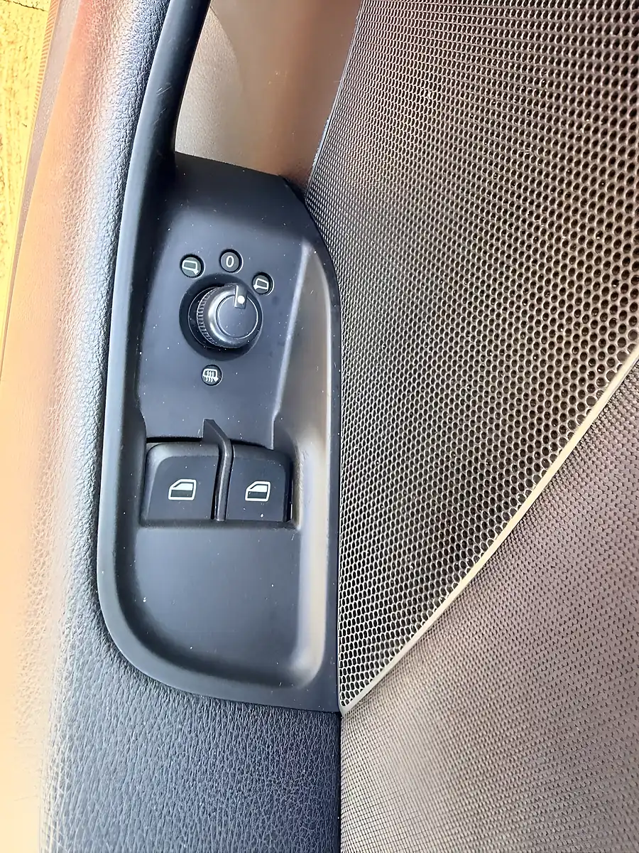 Used 2014 Audi A3 Se Red - Interior and Exterior details 16
