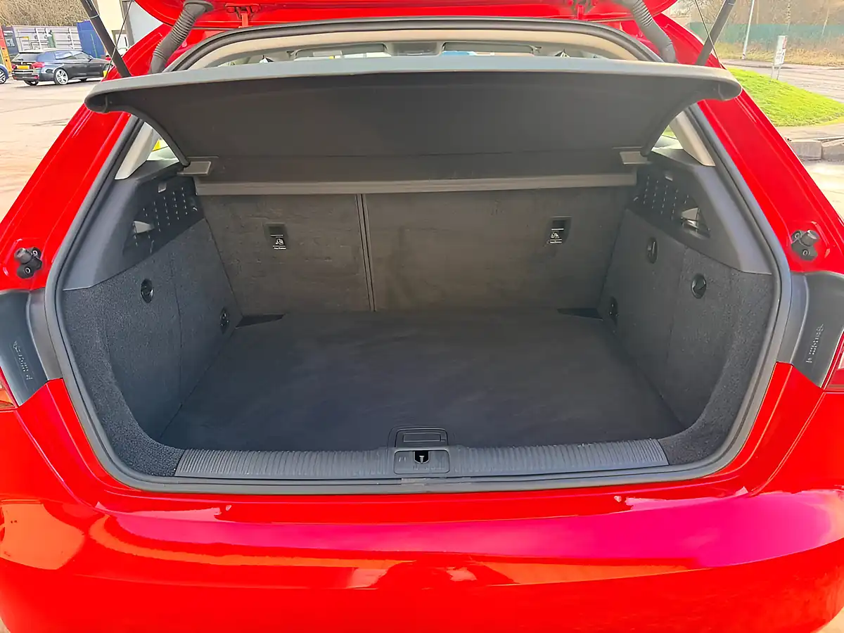Used 2014 Audi A3 Se Red - Interior and Exterior details 19