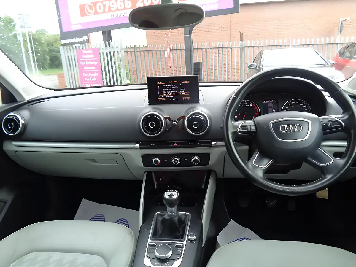 Used 2014 Audi A3 Se Sportback Red - Interior and Exterior details 12