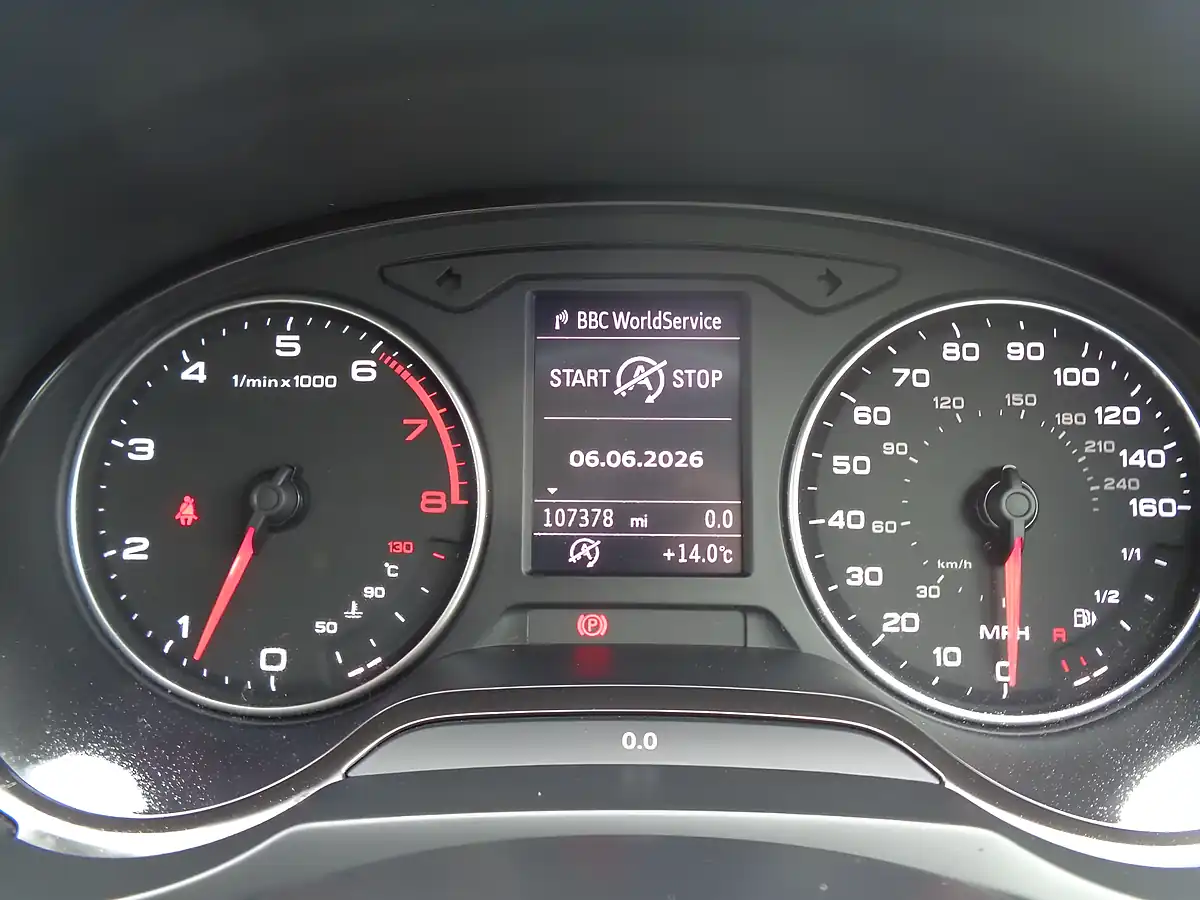 Used 2014 Audi A3 Se Sportback Red - Interior and Exterior details 17