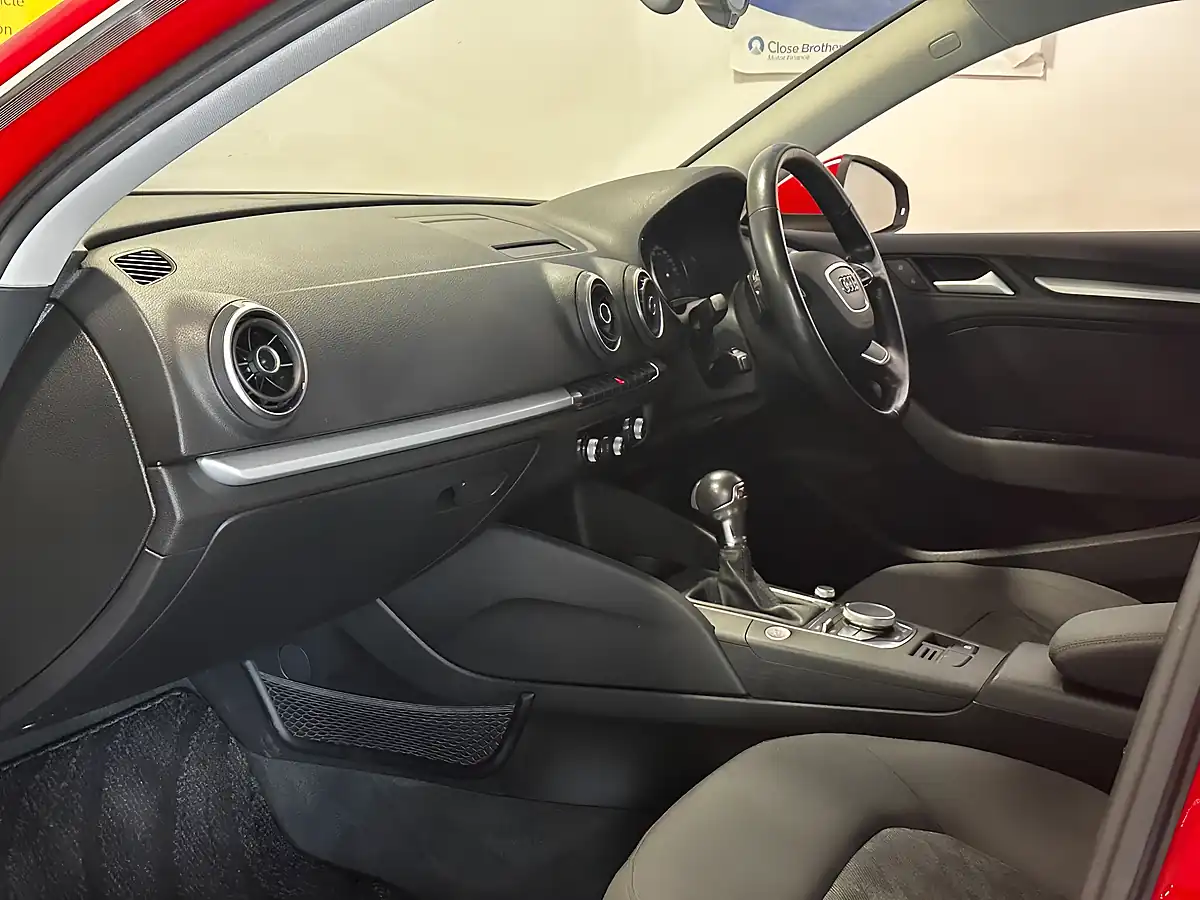 Used 2014 Audi A3 Se Sportback Red - Interior and Exterior details 12