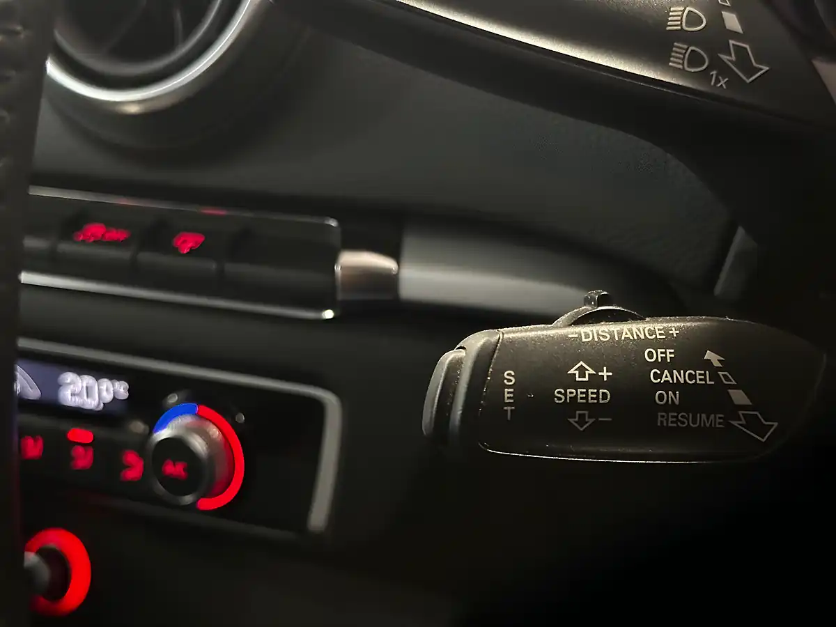 Used 2014 Audi A3 Se Sportback Red - Interior and Exterior details 15