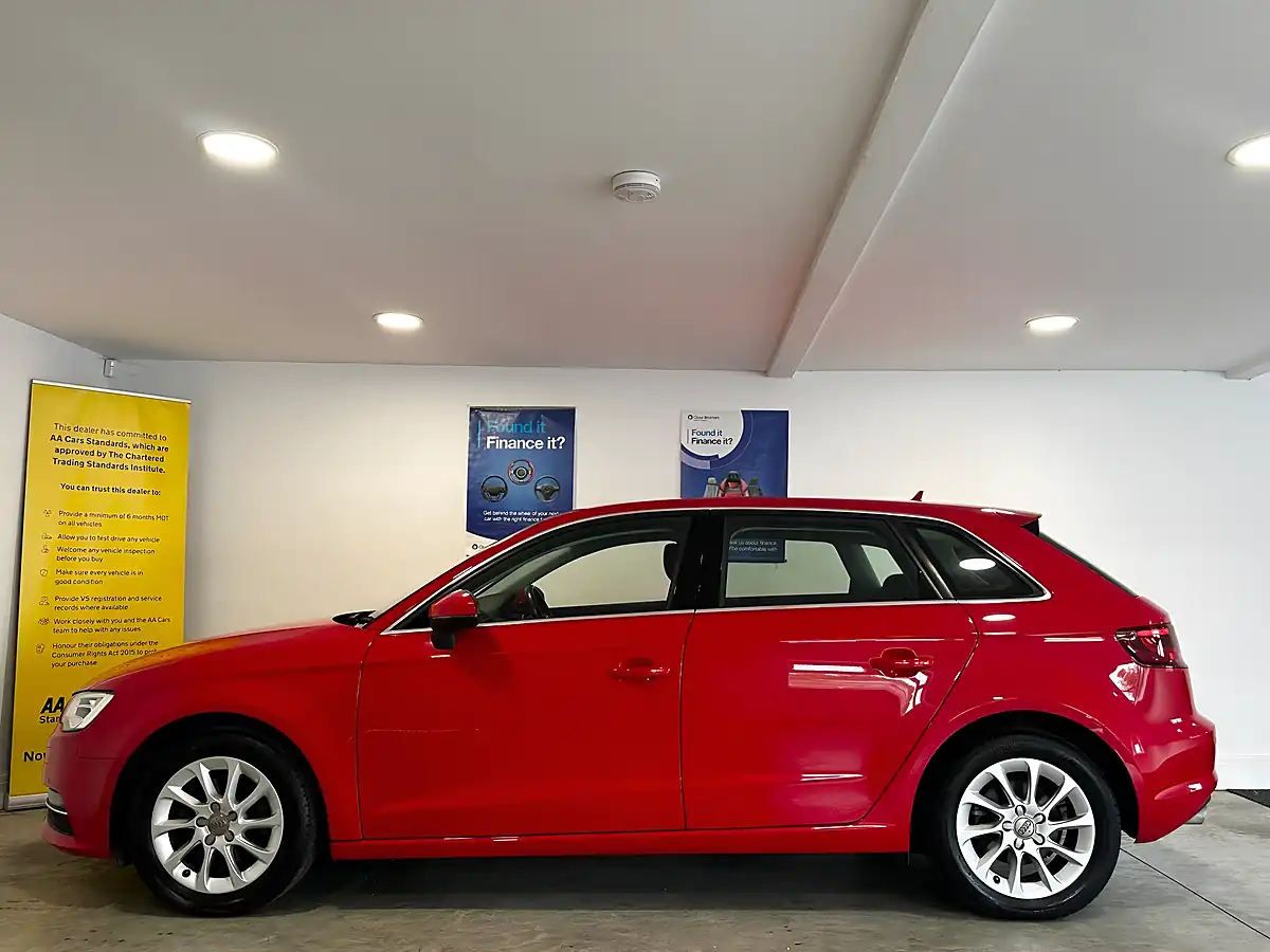 Used 2014 Audi A3 Se Sportback Red - Interior and Exterior details 9