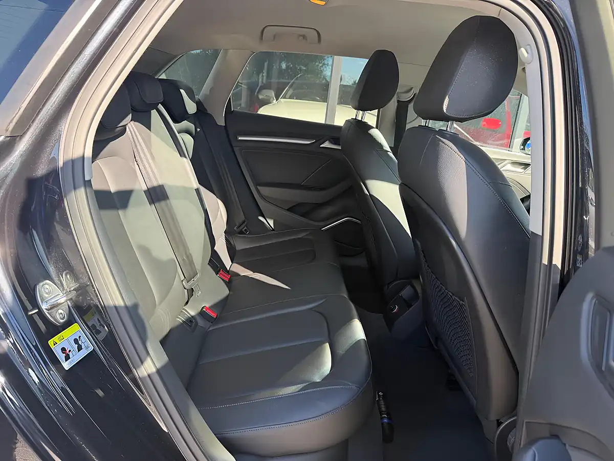 Used 2014 Audi A3 Se Sportback S Tronic Black - Interior and Exterior details 17