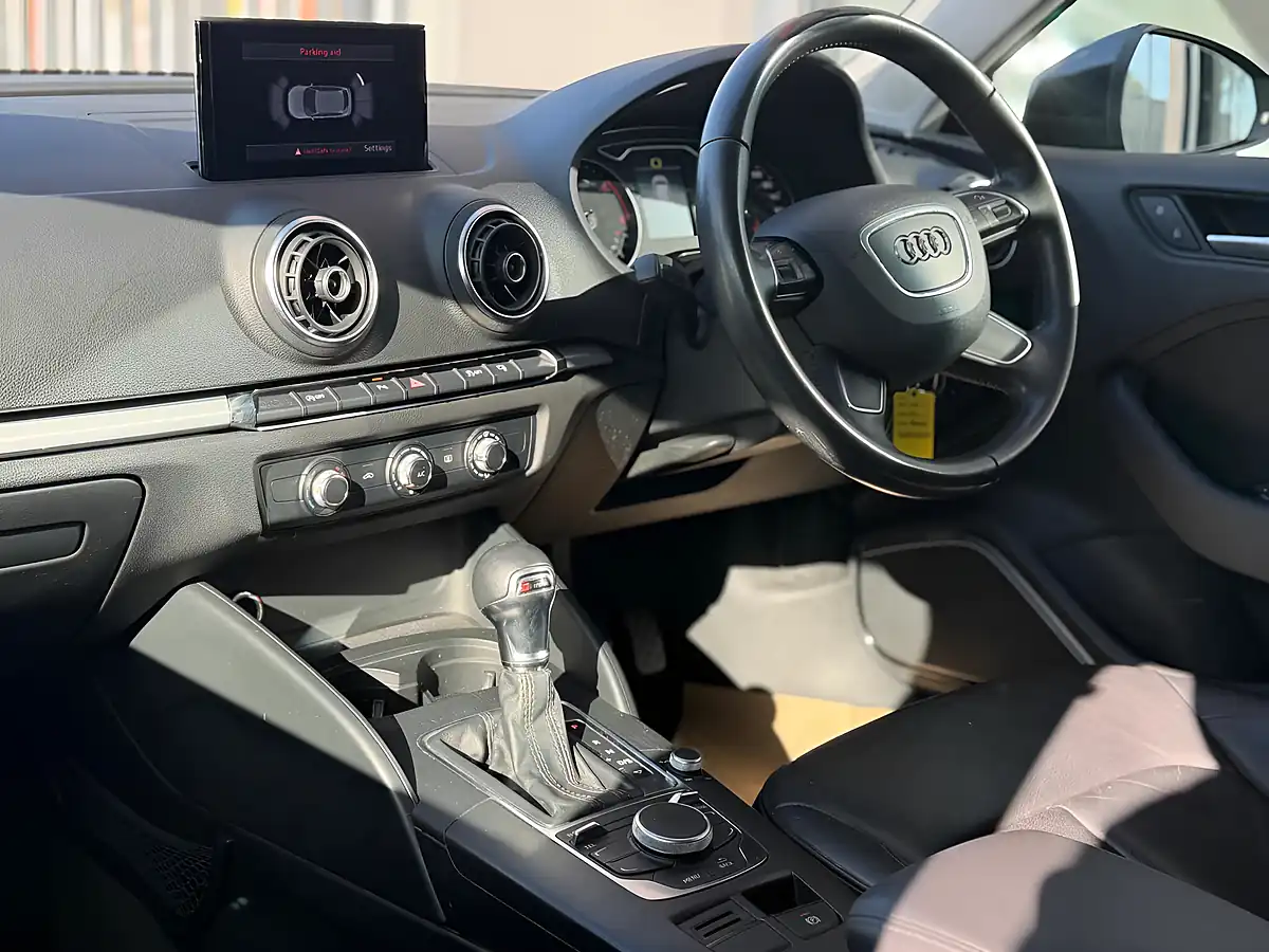 Used 2014 Audi A3 Se Sportback S Tronic Black - Interior and Exterior details 3