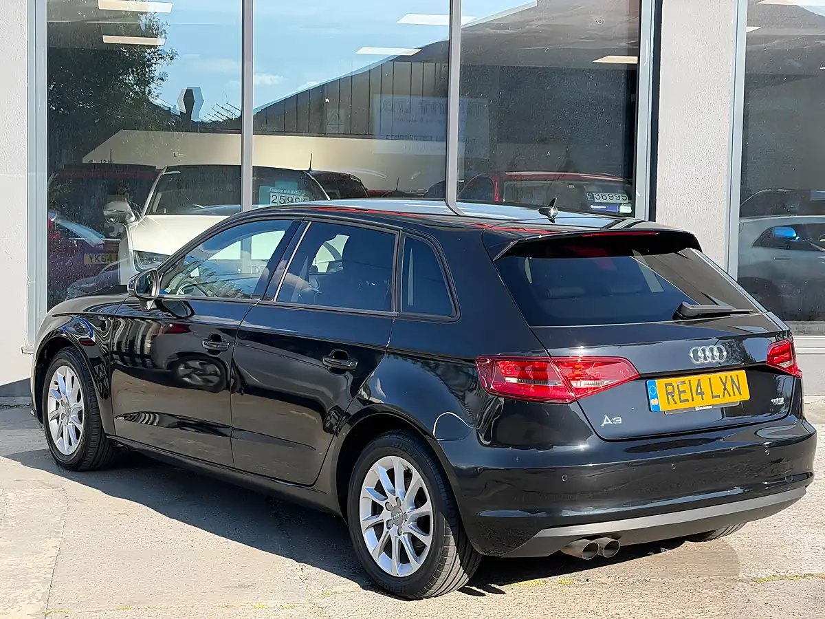 Used 2014 Audi A3 Se Sportback S Tronic Black - Interior and Exterior details 6