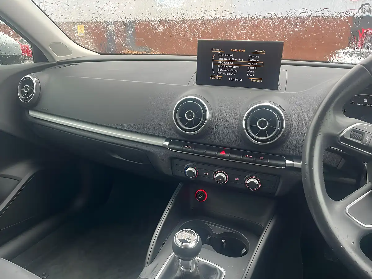 Used 2014 Audi A3 Se Sportback Silver - Interior and Exterior details 14