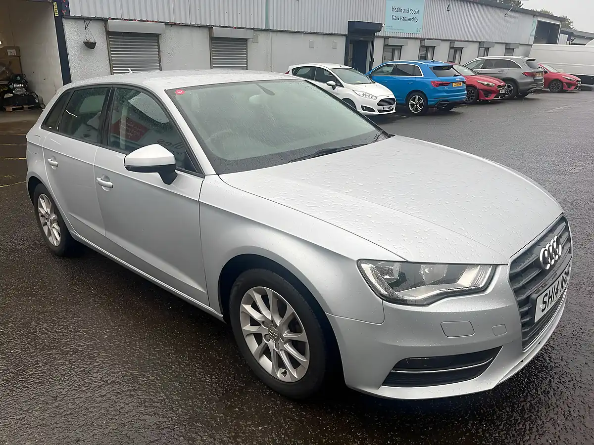 Used 2014 Audi A3 Se Sportback Silver - Interior and Exterior details 3