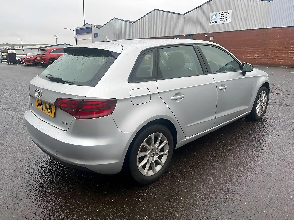 Used 2014 Audi A3 Se Sportback Silver - Interior and Exterior details 8