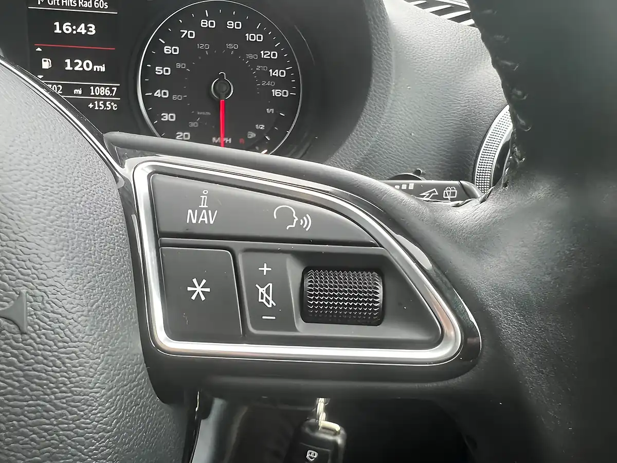 Used 2014 Audi A3 Sport Black - Interior and Exterior details 19