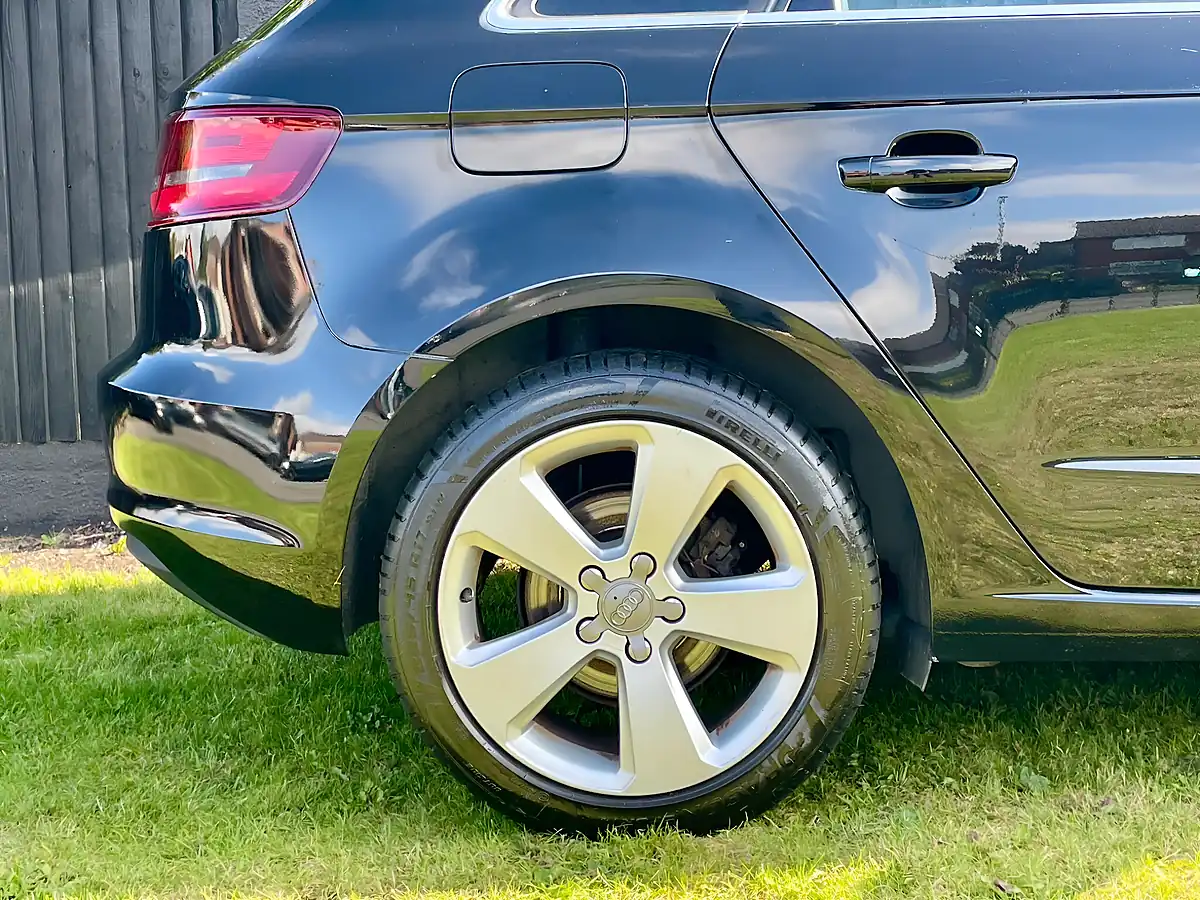 Used 2014 Audi A3 Sport Black - Interior and Exterior details 9