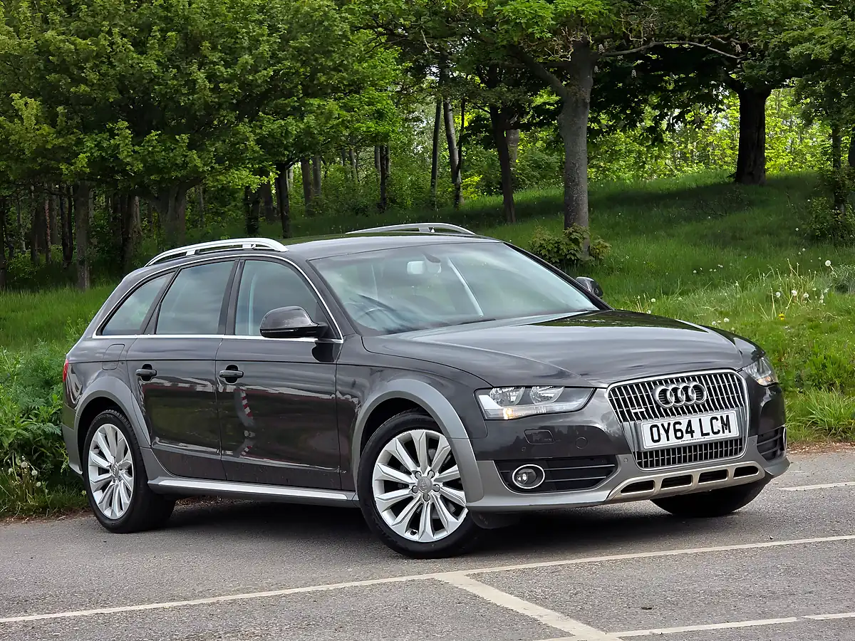 Used 2014 Audi A4 Allroad Grey - Front View