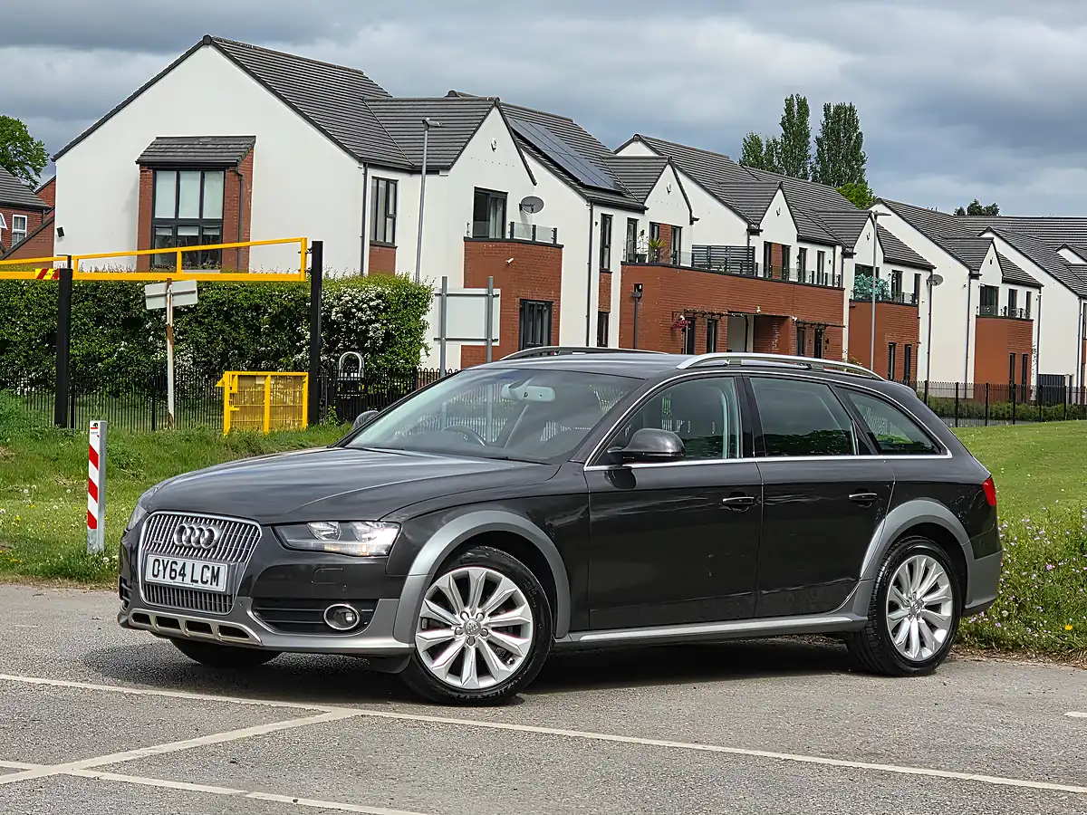 Used 2014 Audi A4 Allroad Grey - Interior and Exterior details 3