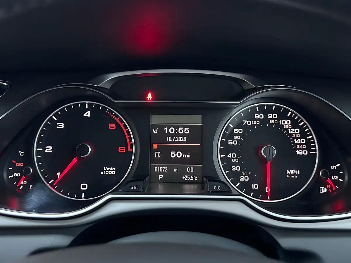 Used 2014 Audi A4 Allroad S Tronic Tornado Grey - Interior and Exterior details 12