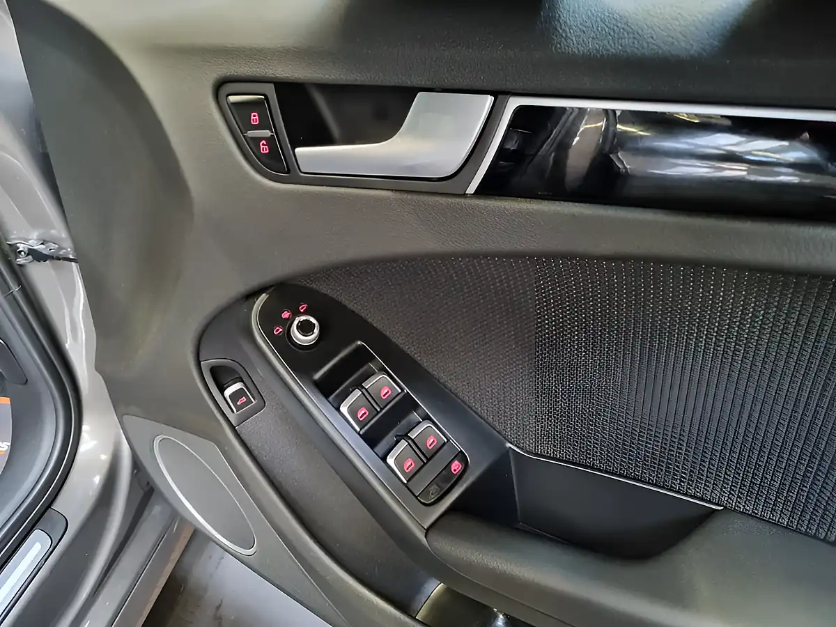 Used 2014 Audi A4 Avant Black Edition Grey - Interior and Exterior details 13