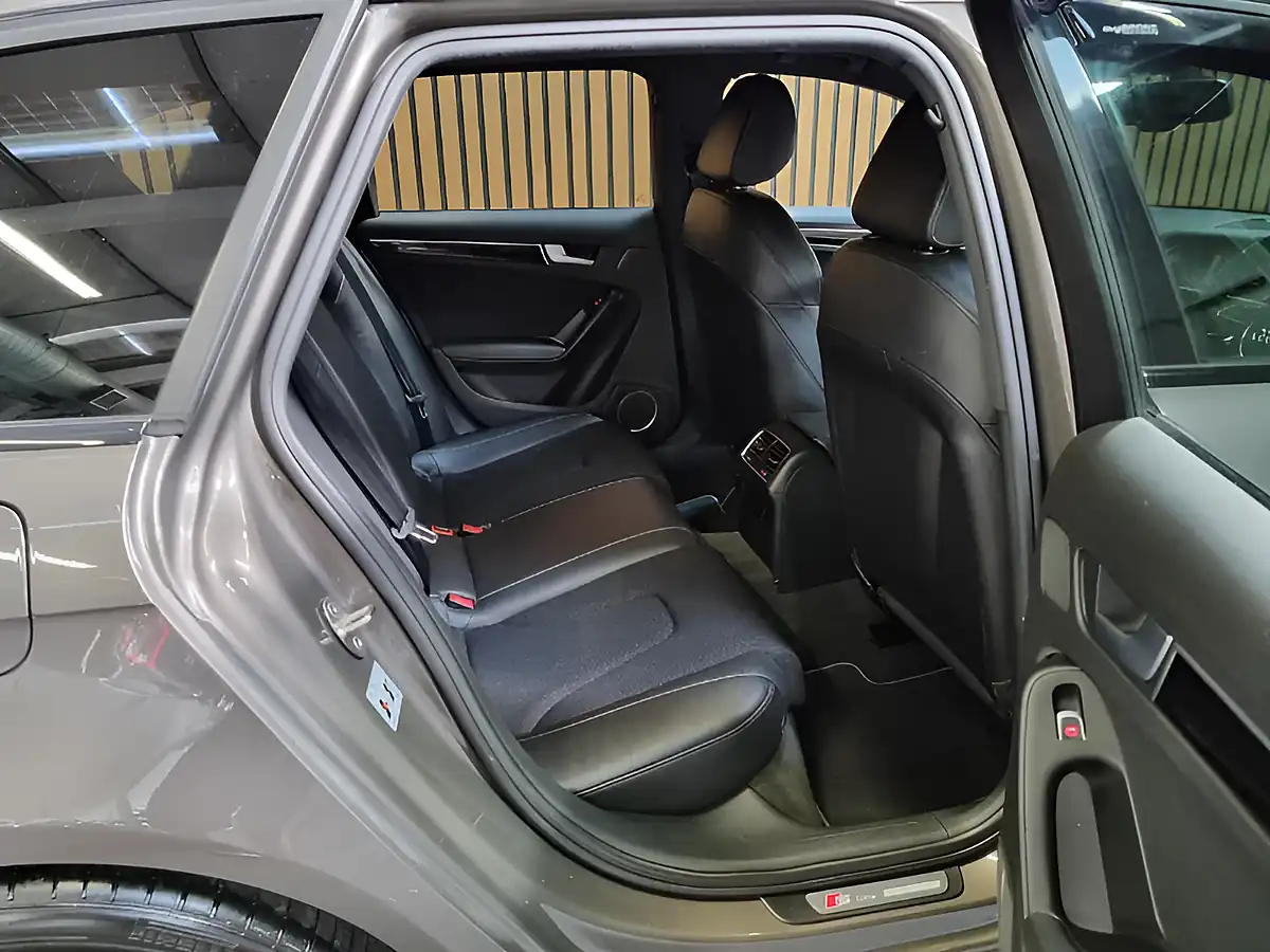 Used 2014 Audi A4 Avant Black Edition Grey - Interior and Exterior details 17