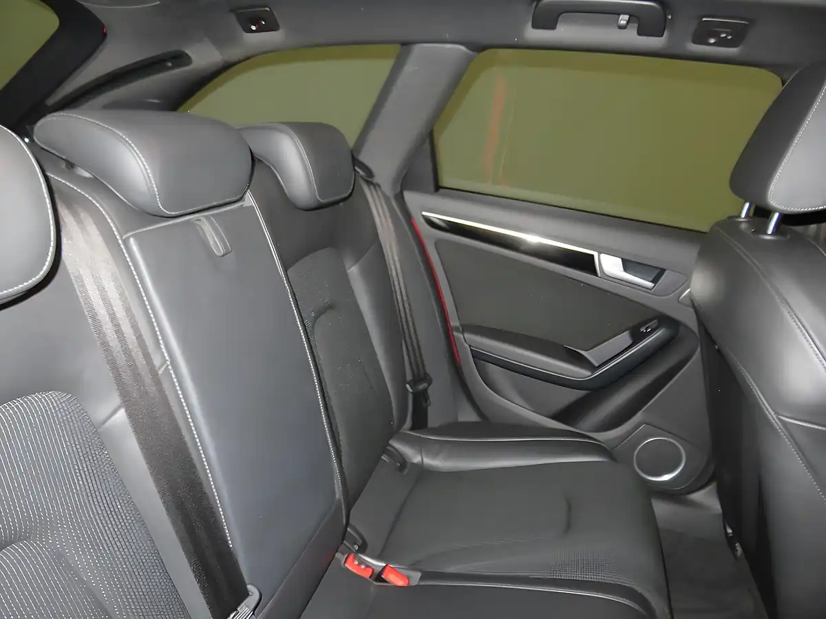 Used 2014 Audi A4 Avant Black Edition Red - Interior and Exterior details 19