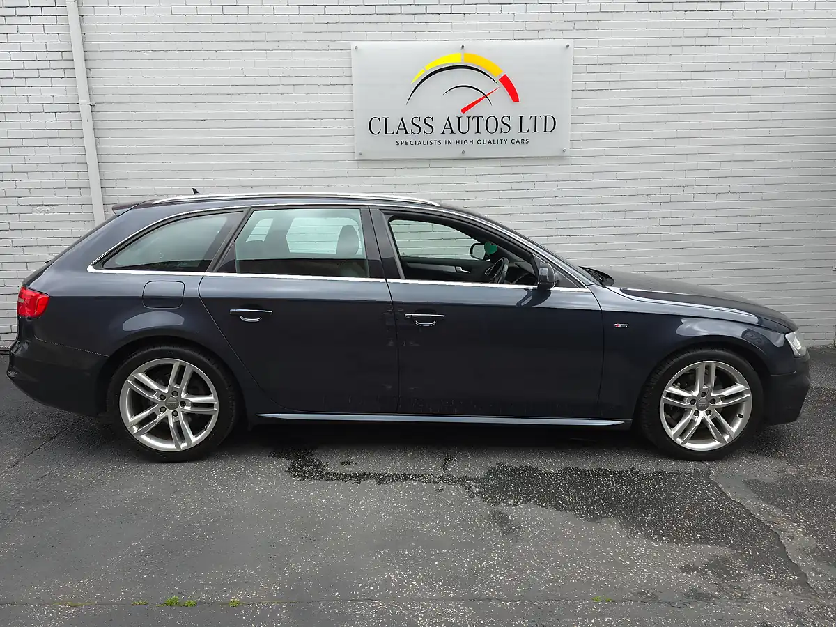 Used 2014 Audi A4 Avant S Line Blue - Interior and Exterior details 10