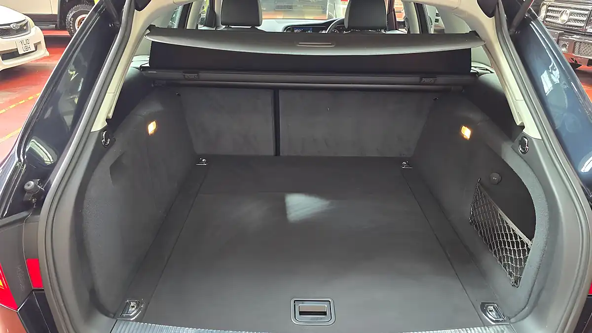 Used 2014 Audi A4 Avant Se Blue - Interior and Exterior details 13