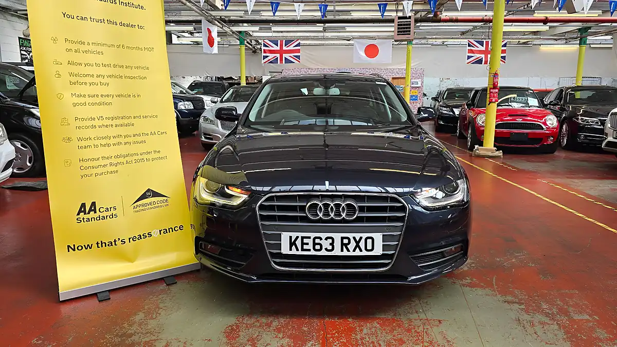 Used 2014 Audi A4 Avant Se Blue - Interior and Exterior details 2