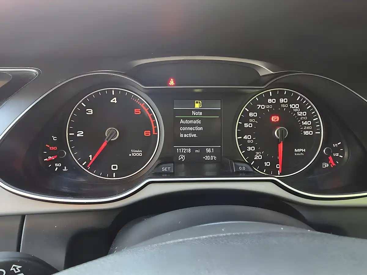 Used 2014 Audi A4 Avant Se Technik Grey - Interior and Exterior details 11
