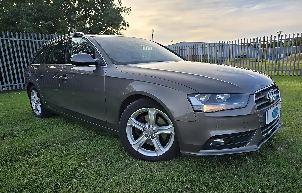 Used 2014 Audi A4 Avant Se Technik Grey - Interior and Exterior details 19