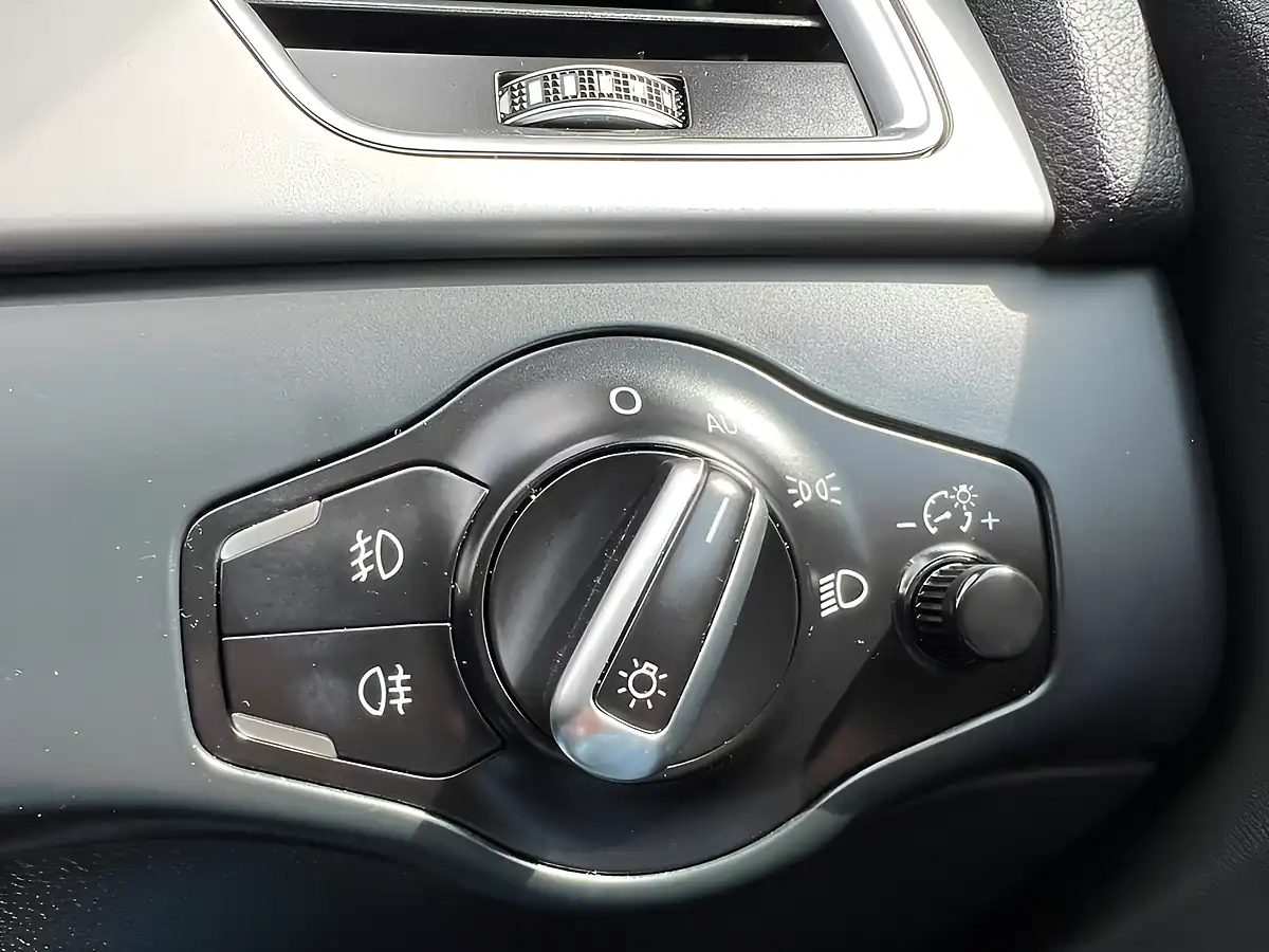 Used 2014 Audi A4 S Line Grey - Interior and Exterior details 19